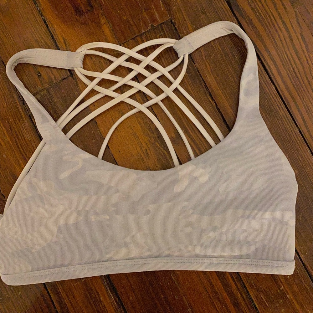 Lululemon free to be bra white camo